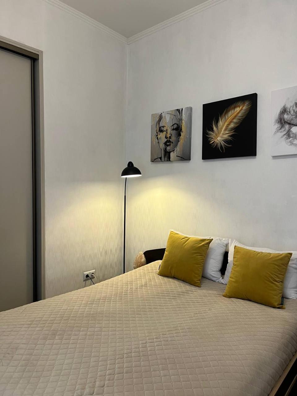 Cozy Apartment Near The Lviv National Opera Buitenkant foto