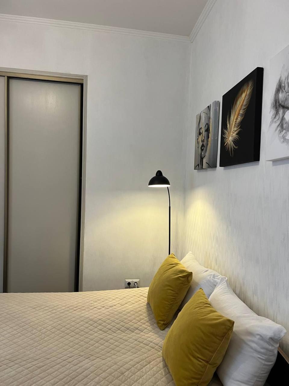 Cozy Apartment Near The Lviv National Opera Buitenkant foto